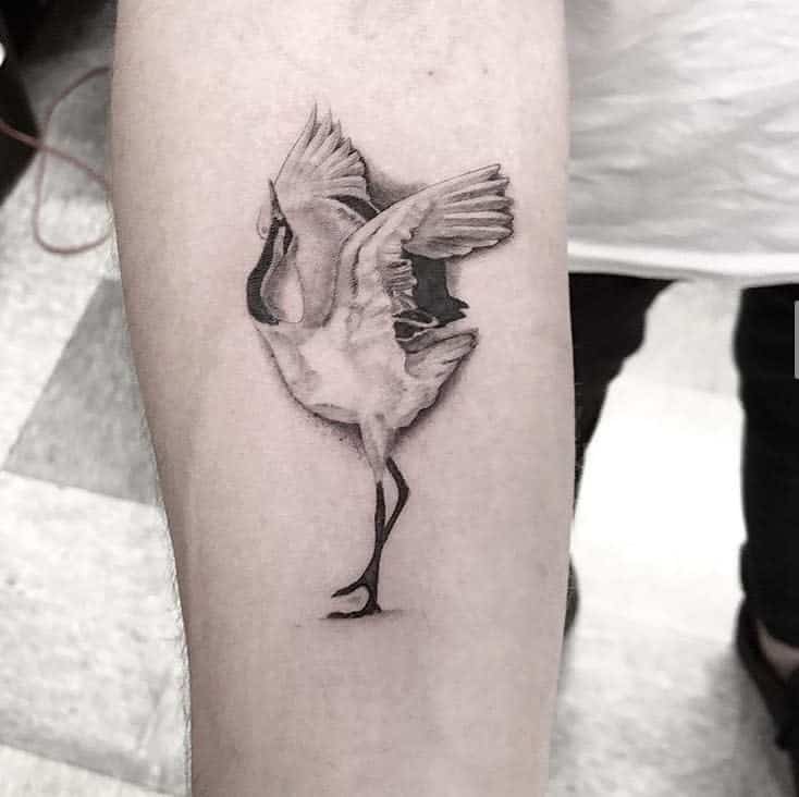 minimalism-fineline-animal-single-needle-tattoo-theblackwhitelines