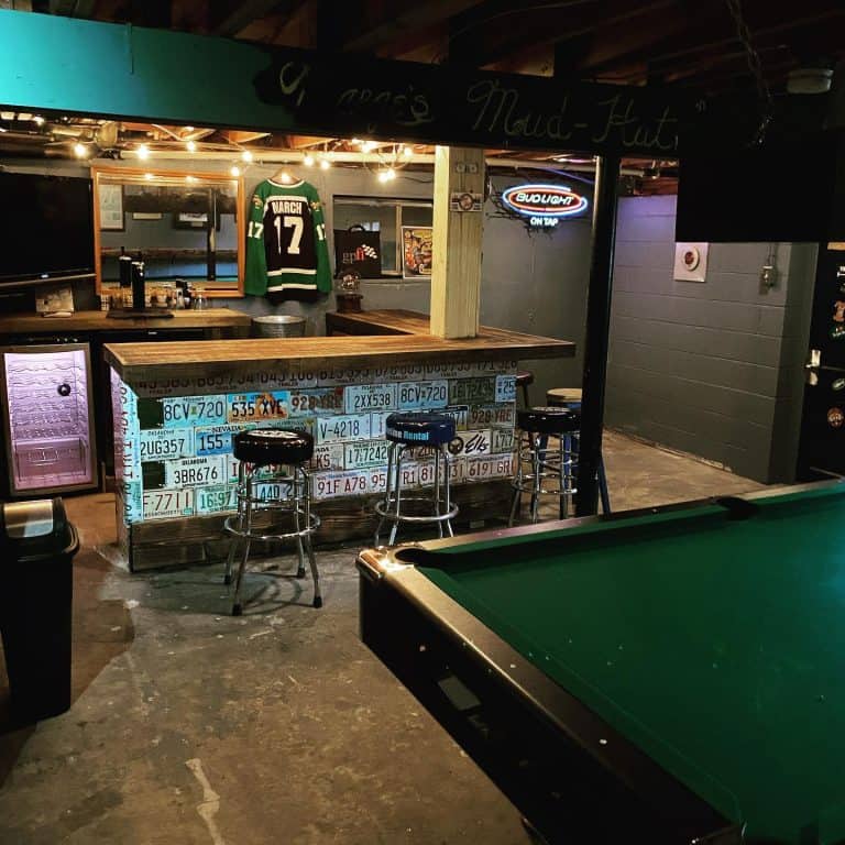 Stylish and Inviting Ideas for Your Basement Bar