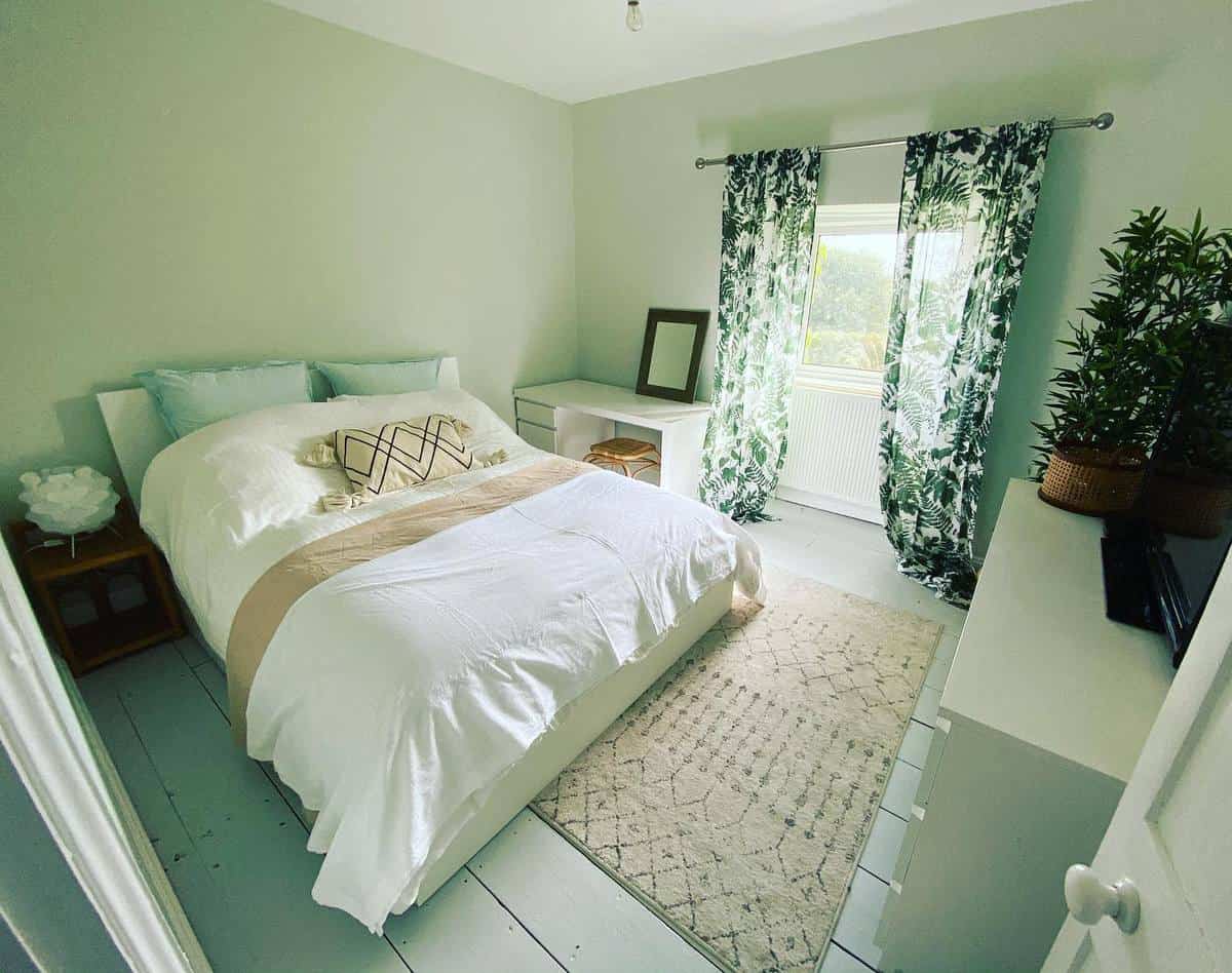 Master Green Bedroom Ideas -bring_the_sunshine_home