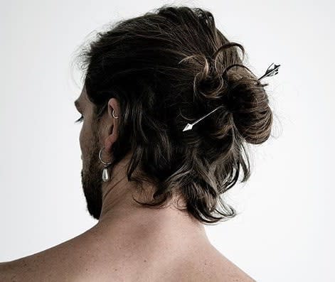 Men’s Ponytail Hairstyle for Curly Hair