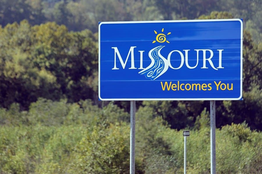 Missouri Welcome Sign