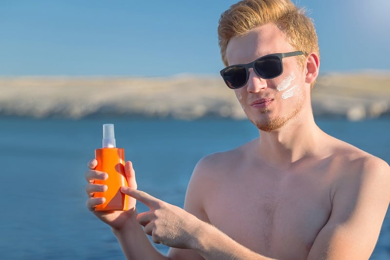 Moisturizer and Sunscreen - Ultimate Men's Dopp Kit