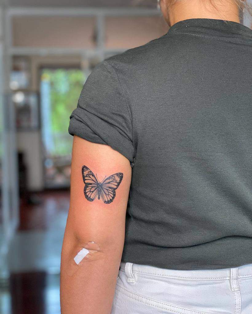Monarch Butterfly Upperarm Tattoo black_pig_tattoo