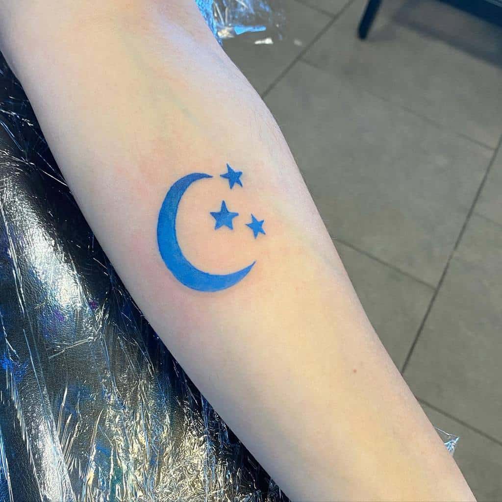 Moon and Stars Arm Tattoo tee.tee_3