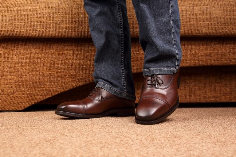 8 Best Business Casual Shoes For Men [2024 Buyers Guide]