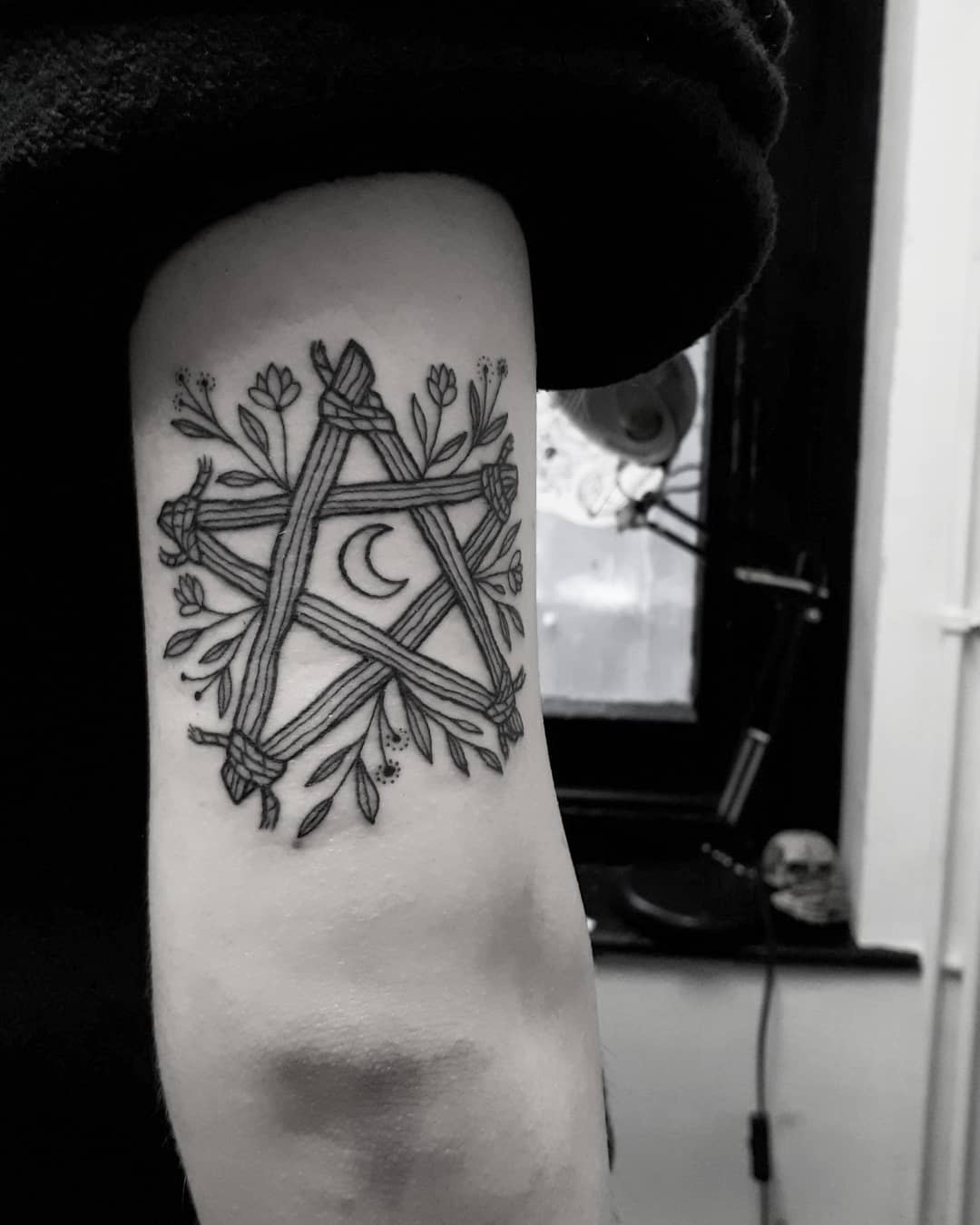 Pentacle Pagan Tattoo -elisa_thirteen