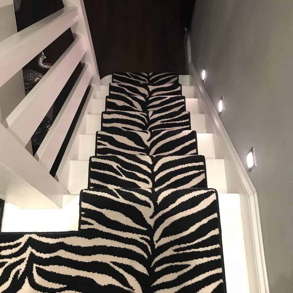Painted Stair Runner Ideas -thepageabode