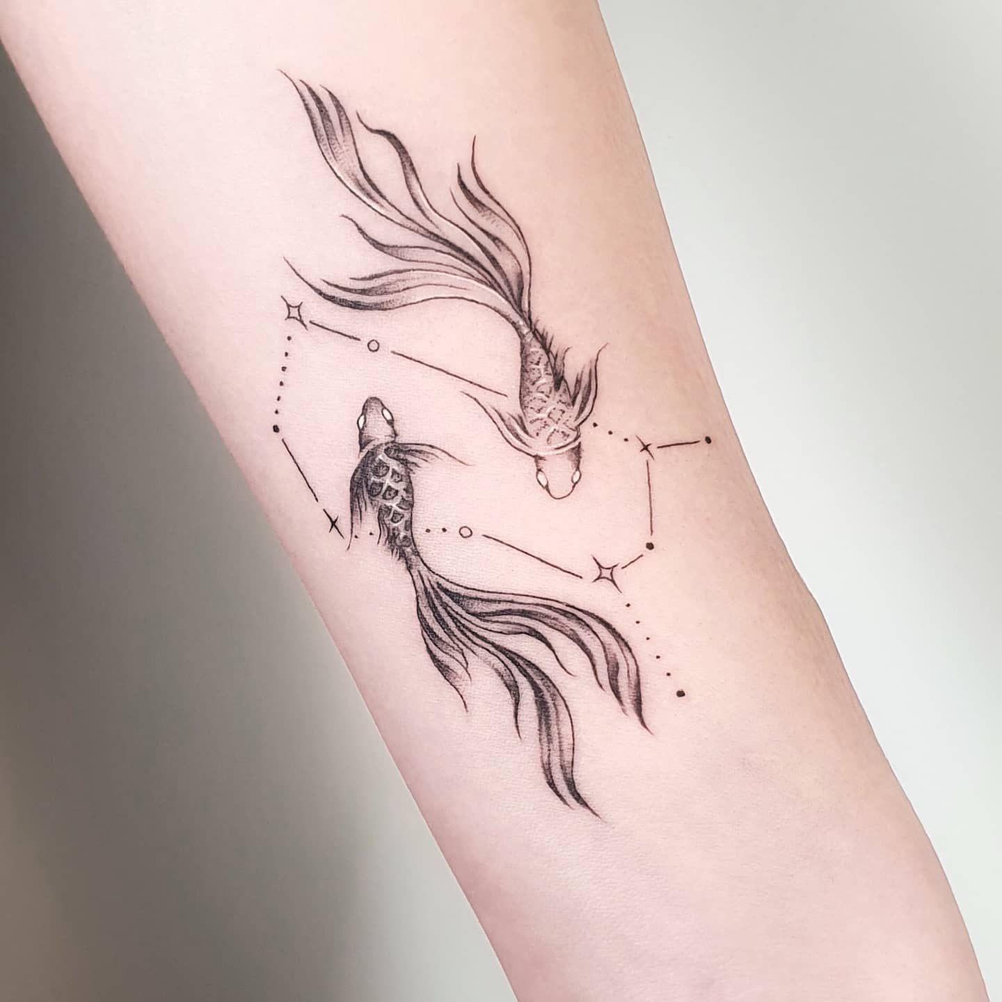 Pisces Constellation Tattoo Ideas -dolores_b_tattoo