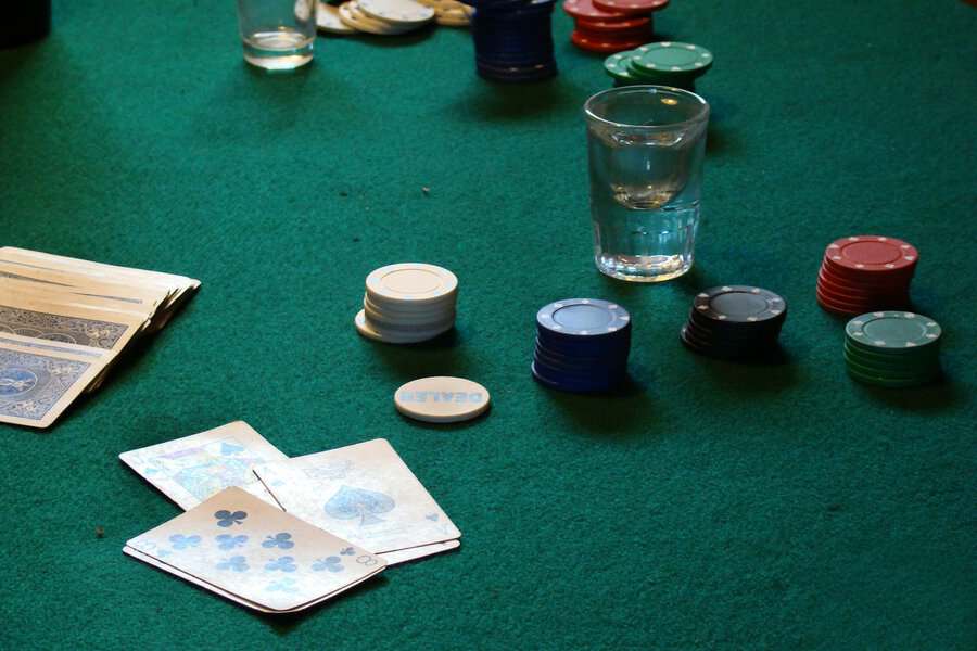 Stoic Discipline: Emotional Intelligence at the Poker Table