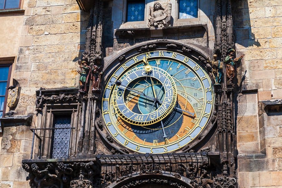 10 of the Oldest Clocks in the World 
