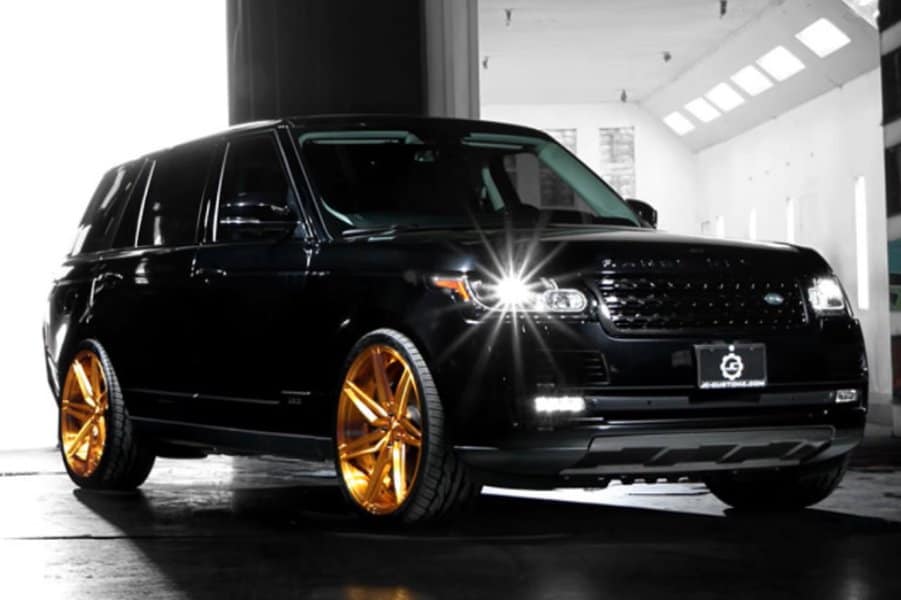 Range Rover Vogue (Chris Brown)