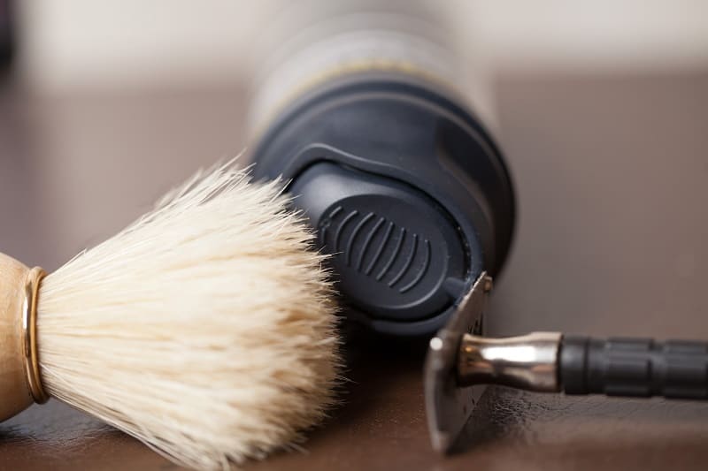 Razor, Shaving Cream and Aftershave - Ultimate Men's Dopp Kit