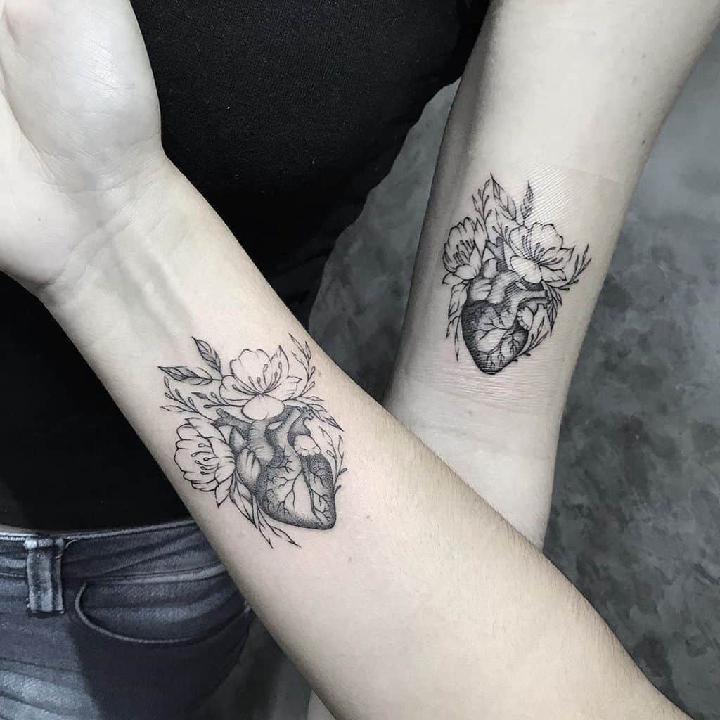 Realistic Anatomical Black Heart Tattoo Ogaclara