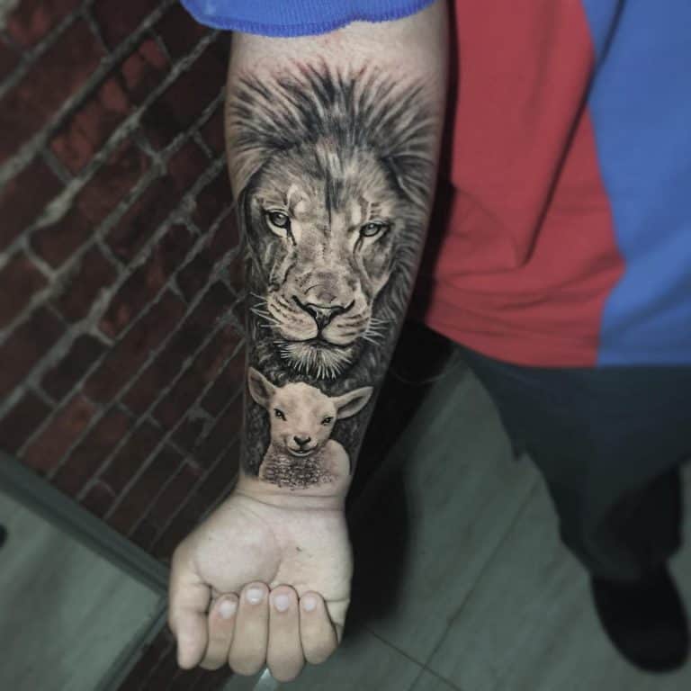 63 Cool Lion and Lamb Tattoo Ideas [2024 Inspiration Guide]