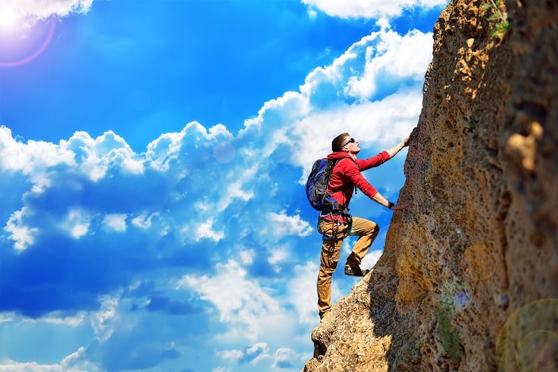 Rock-Climbing-Best-Outdoor-Hobby-For-Men