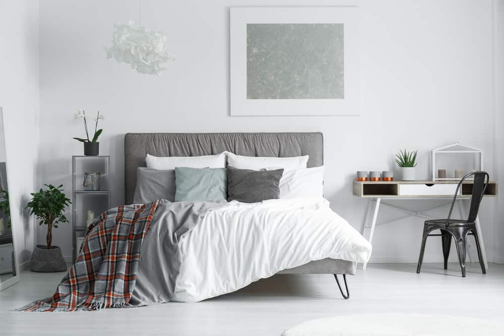 Scandinavian Minimalist Bedroom Ideas (7)