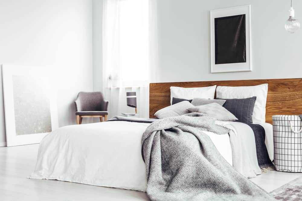 minimalist white bedroom ideas
