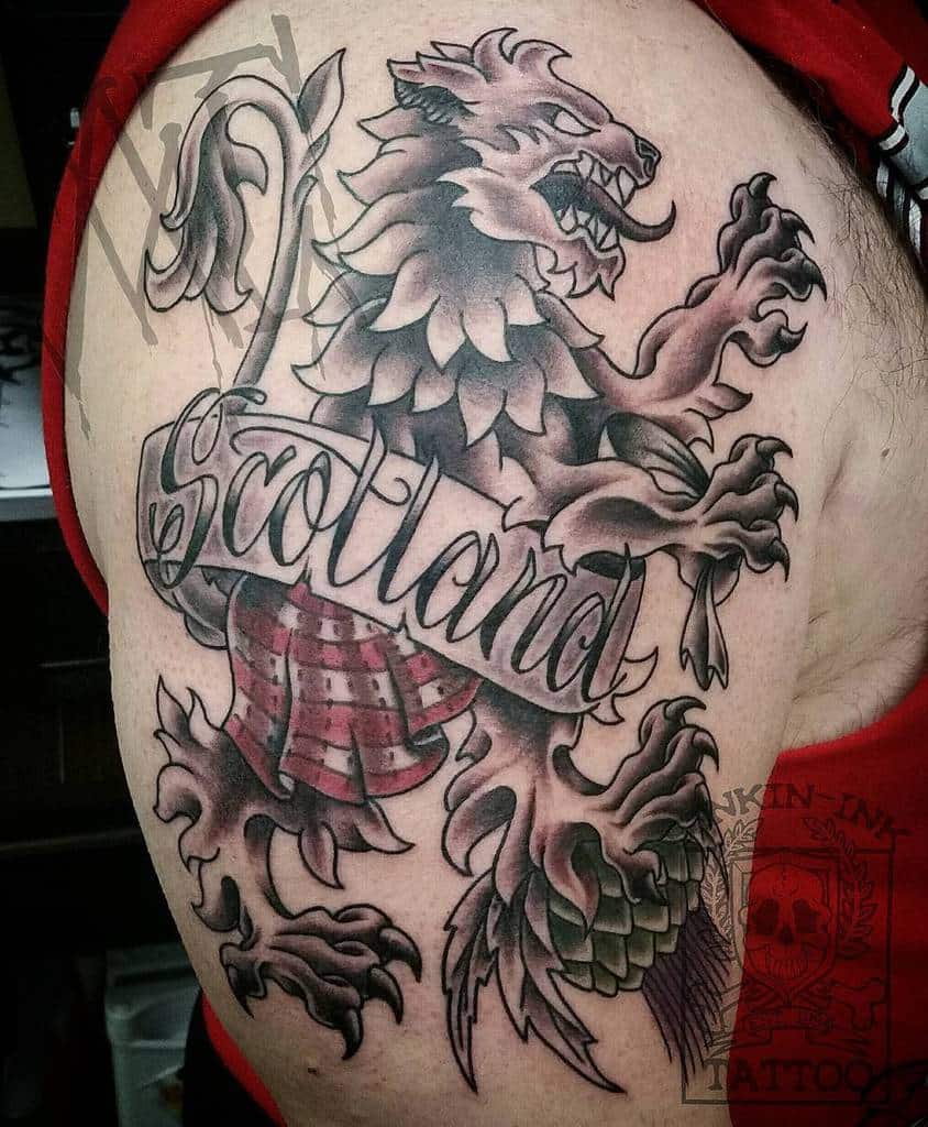 Scottish Lion Tattoo Sinkininkadam 2