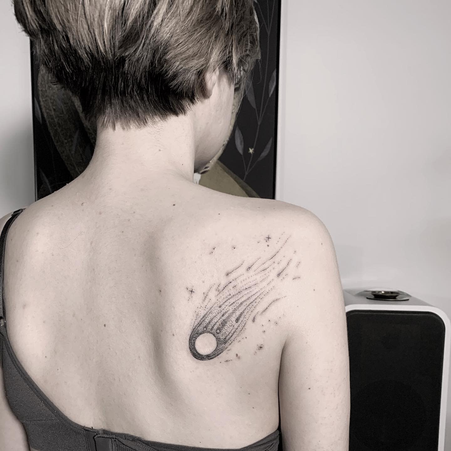 No mistake with shooting star tattoo in 10 examples for females and males
