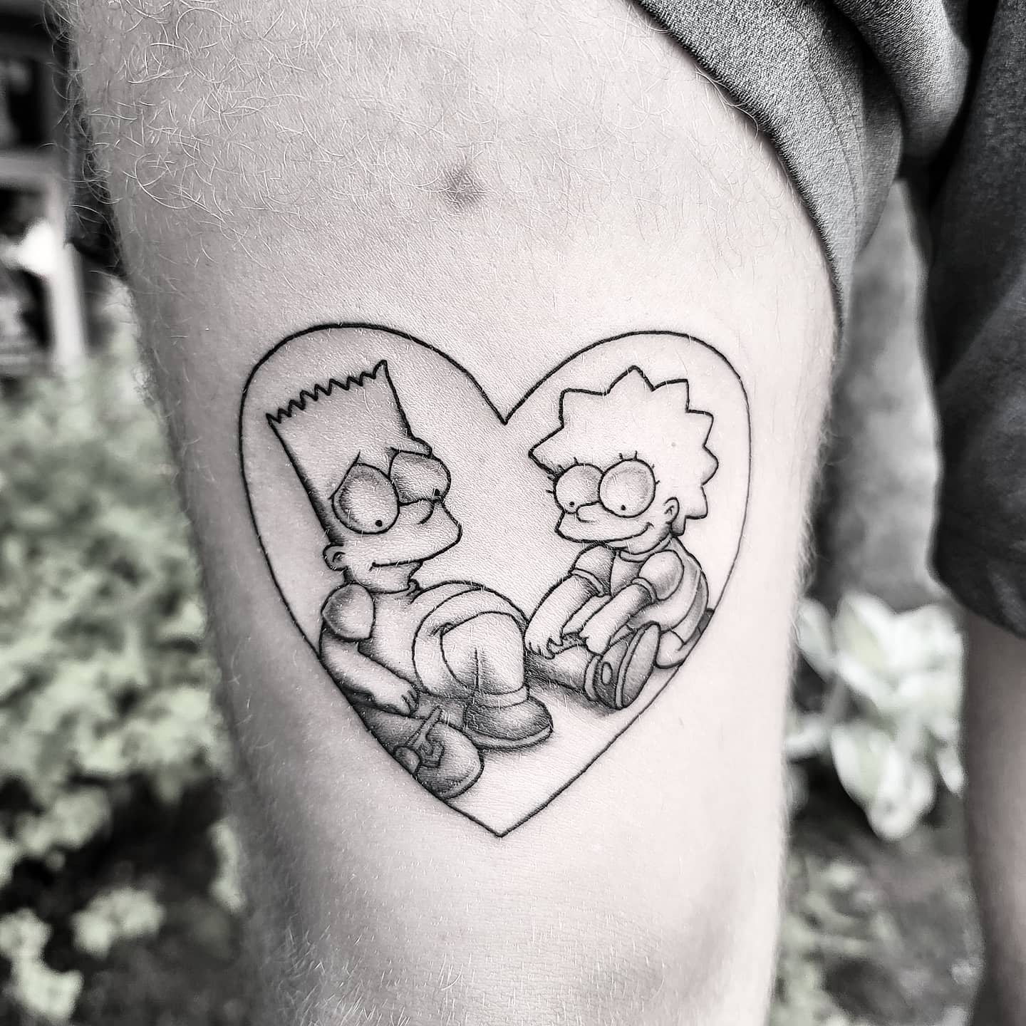 Old School Tattoos on Instagram: “Tag your brother and/or sister 😀👇 -  𝕬𝖗𝖙𝖎𝖘𝖙 𝖘𝖕𝖔𝖙𝖑𝖎𝖌𝖍?… | Brother tattoos, Matching brother tattoos,  Picture tattoos