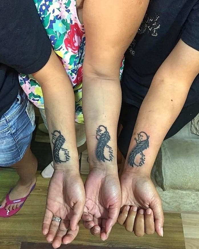Wrist Sister Siblings Tattoo Ideas -piplubasi