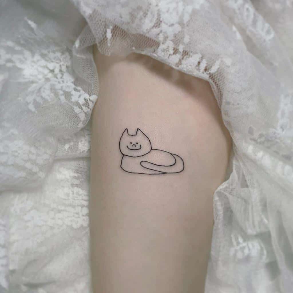 Simple Cat Outline Tattoo chaelin_tattoo