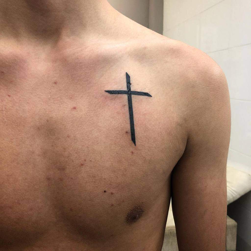 Simple Cross Tattoo for Men miriantattoo