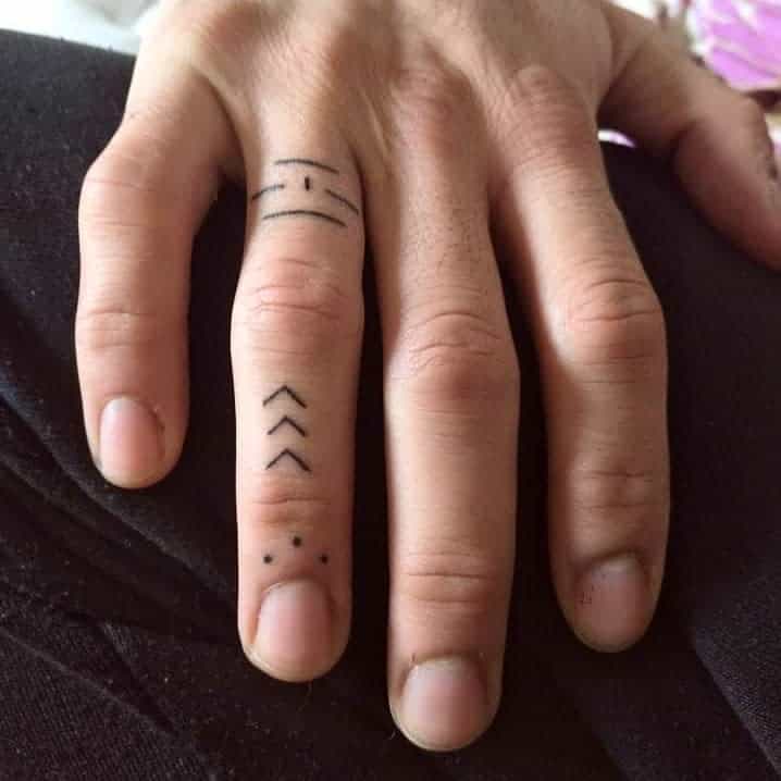 Simple Finger Tattoo for Men dreadousa_tattoo