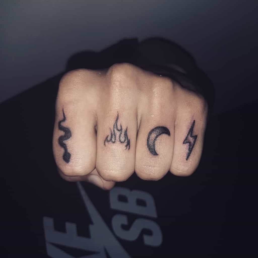 Simple Finger Tattoo for Men tatuadorthiagoleal