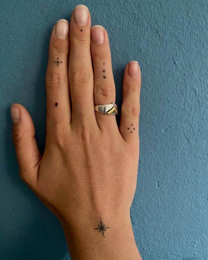 Simple Small Finger Tattoos vandercute