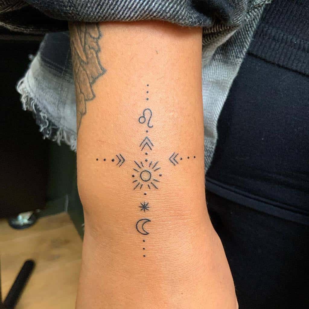 Simple Sun Tribal Tattoo scarlett_tattoo_haarlem