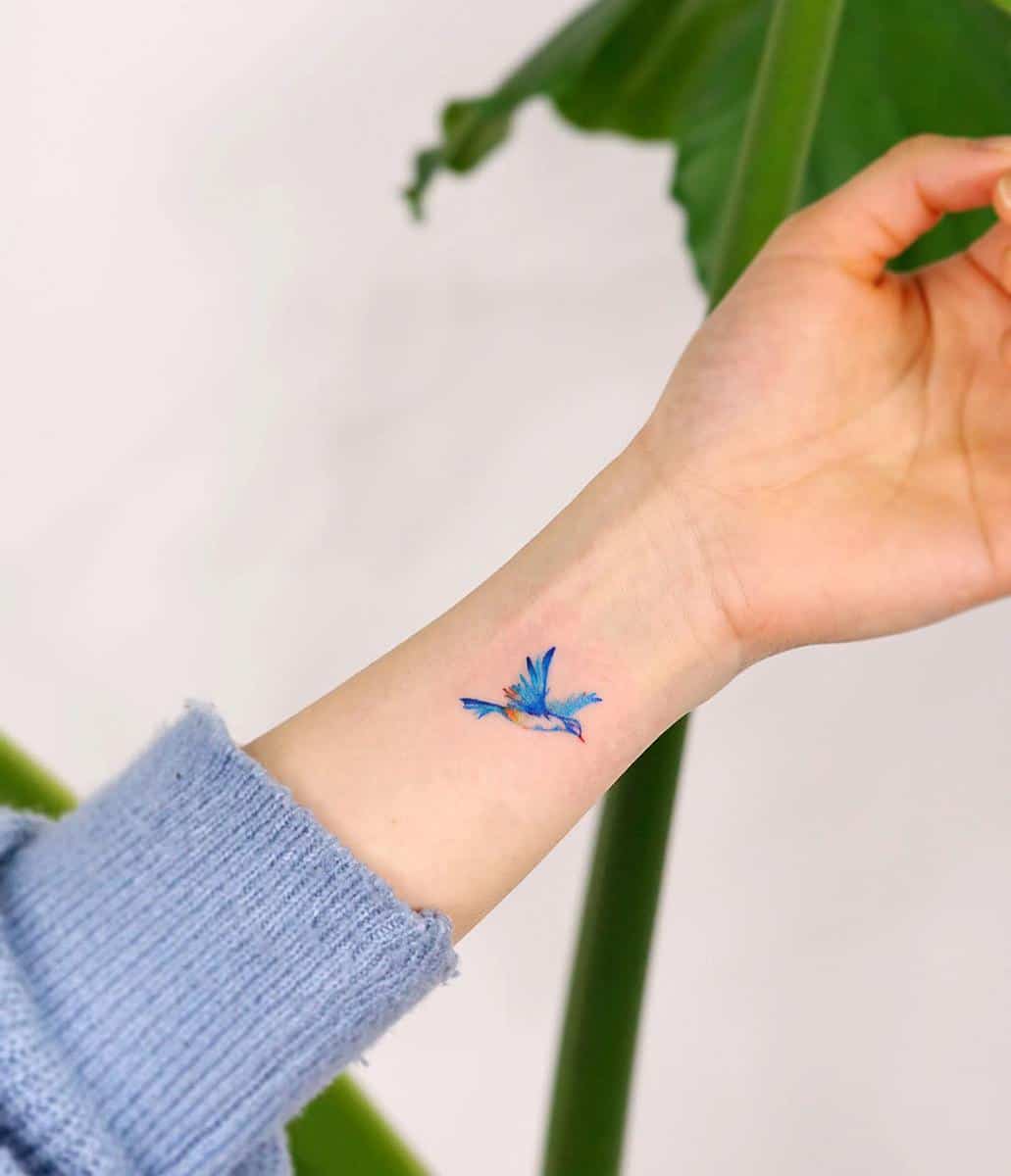 Kleines Bluebird-Tattoo 9room_tattoo