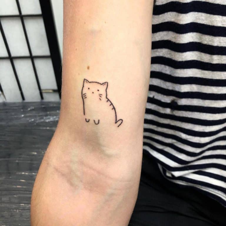 71 Cool Cat Outline Tattoo Ideas [2024 Inspiration Guide]