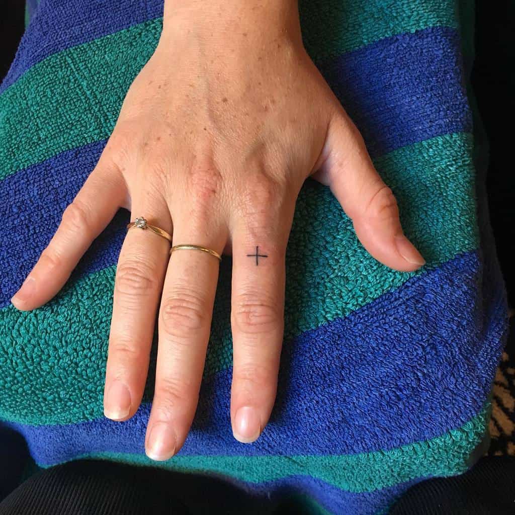 Small Cross Hand Finger Tattoo Tattoo And Chill