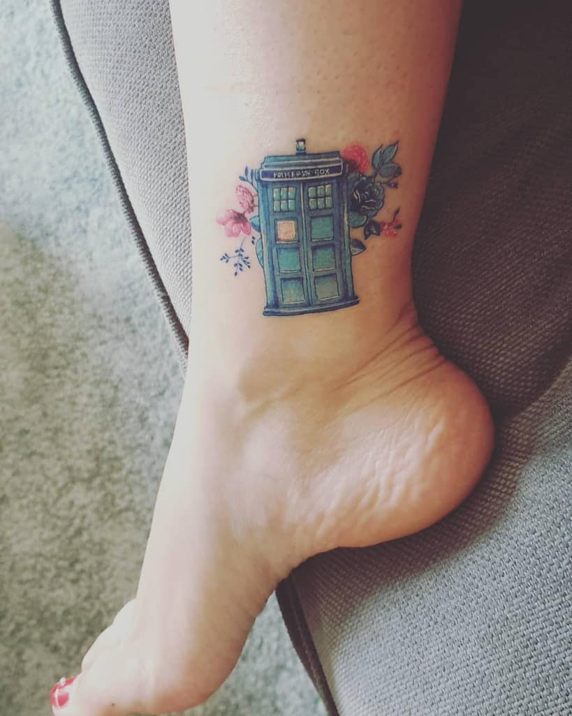 Small Doctor Who Tattoo Aniko.kadar.7