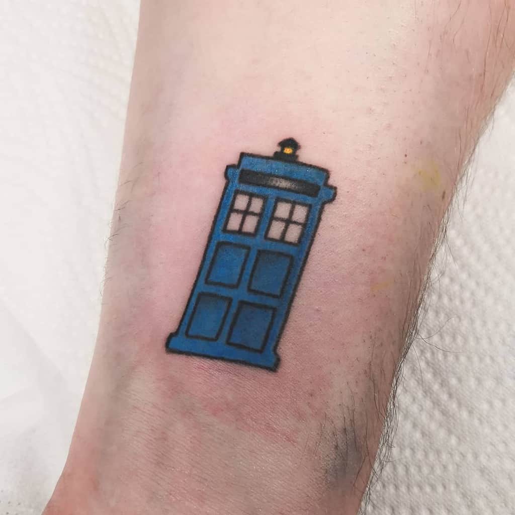 Small Doctor Who Tattoo Sndrqn