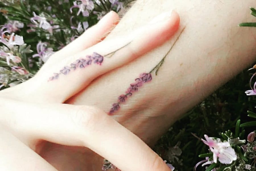 79 Best Small Flower Tattoo Ideas