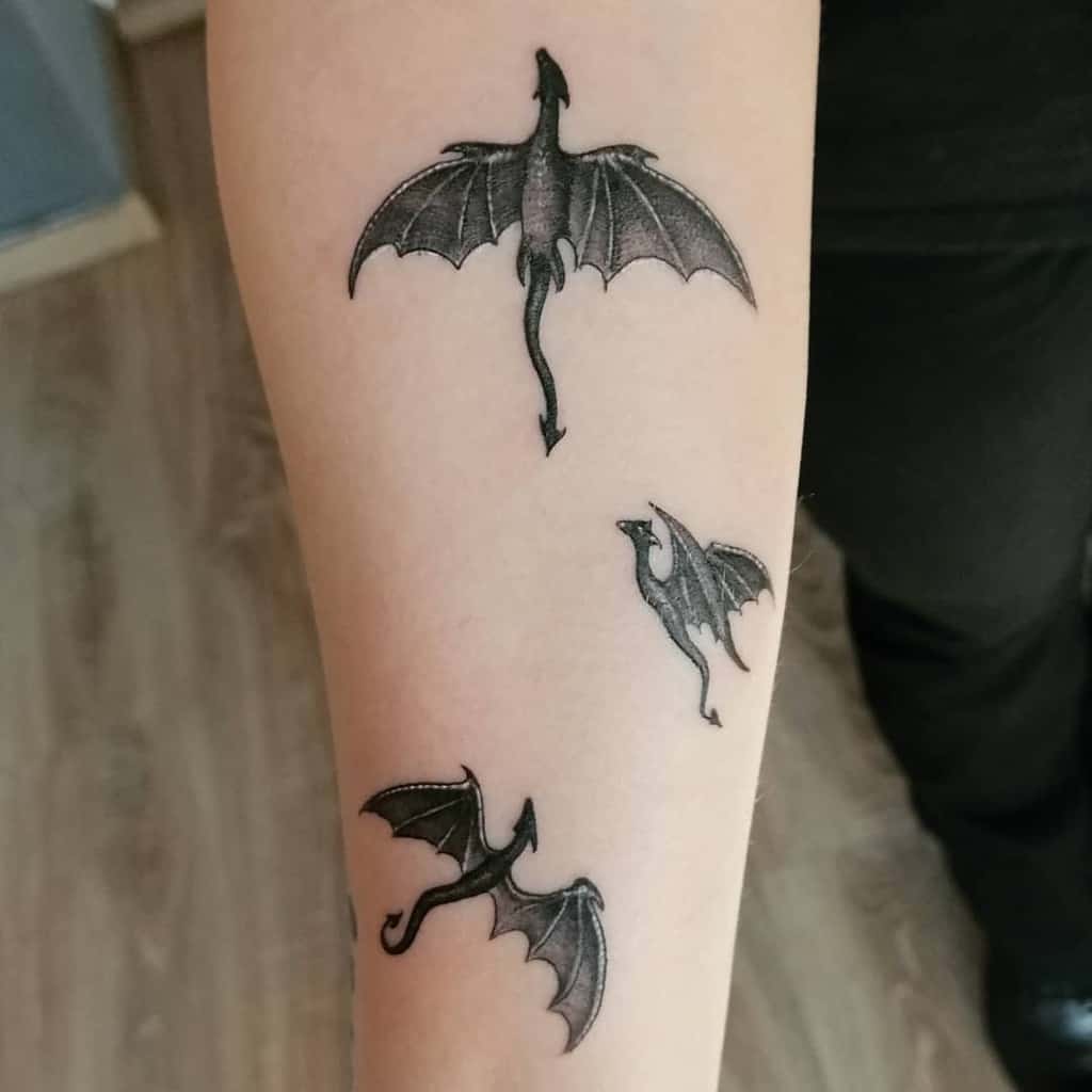 Small Game of Thrones Dragon Tattoo gabrielbslg_tattoo