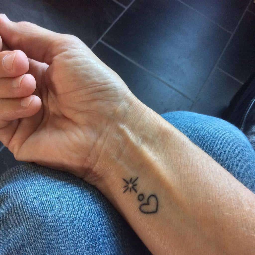 Small Heart Wrist Tattoos Ikkemargreet