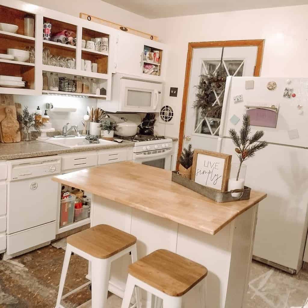 Small Kitchen Layout Ideas -enjoyingthelilthings