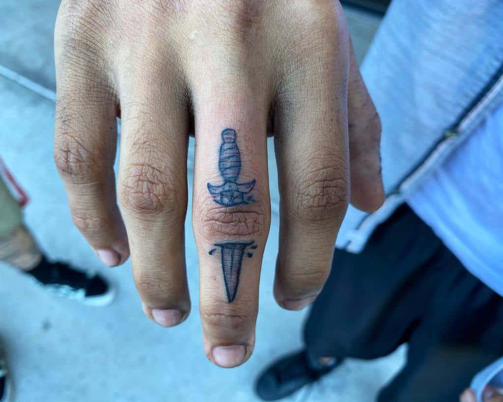 Small Men Finger Tattoos johnnyavetheartist