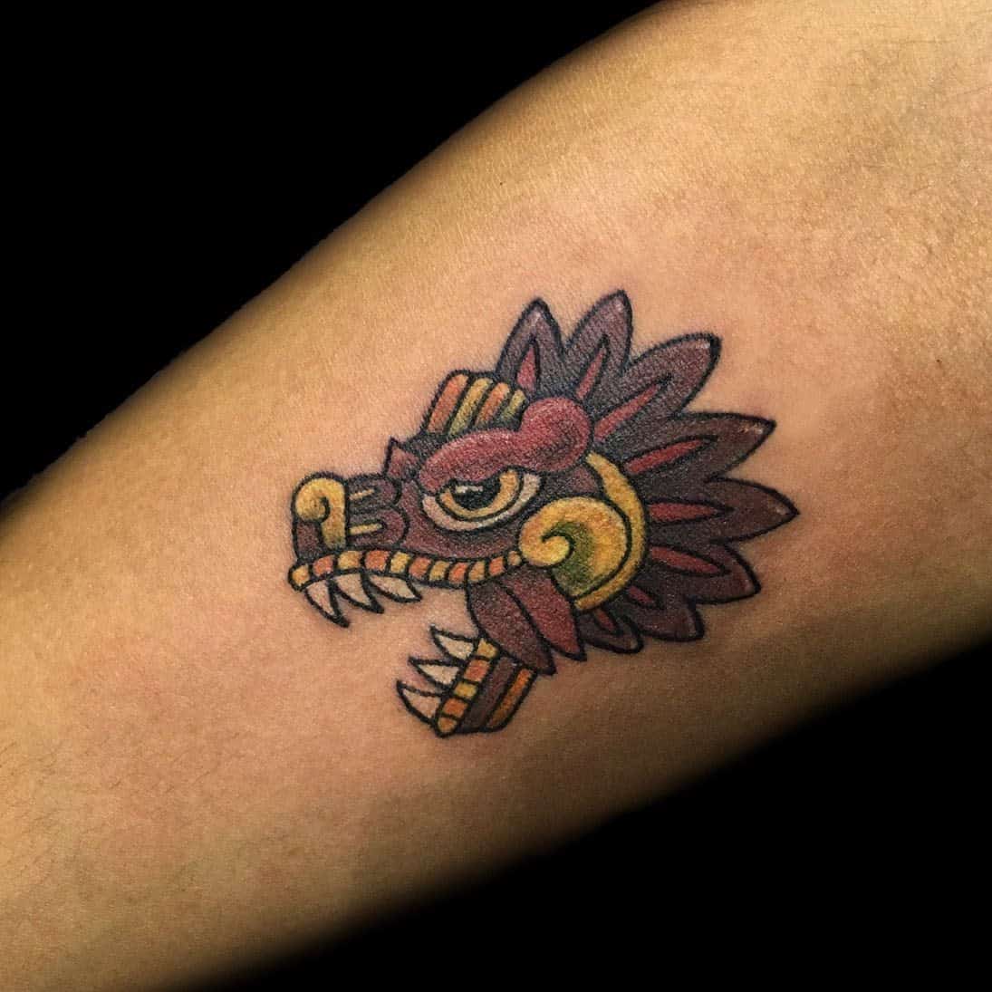 Tatuaje Pequeño De Quetzalcóatl -krnhavoktattoo