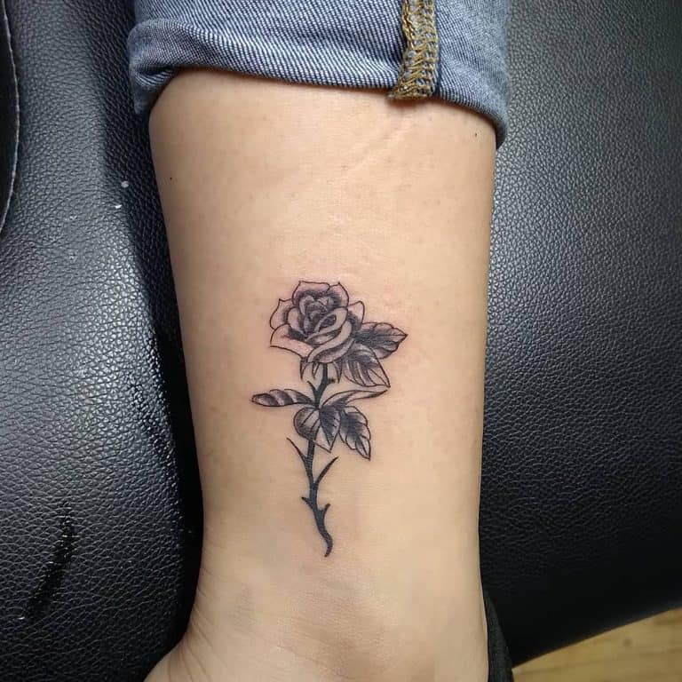 70 Beautiful Small Rose Tattoo Ideas [2024 Guide]