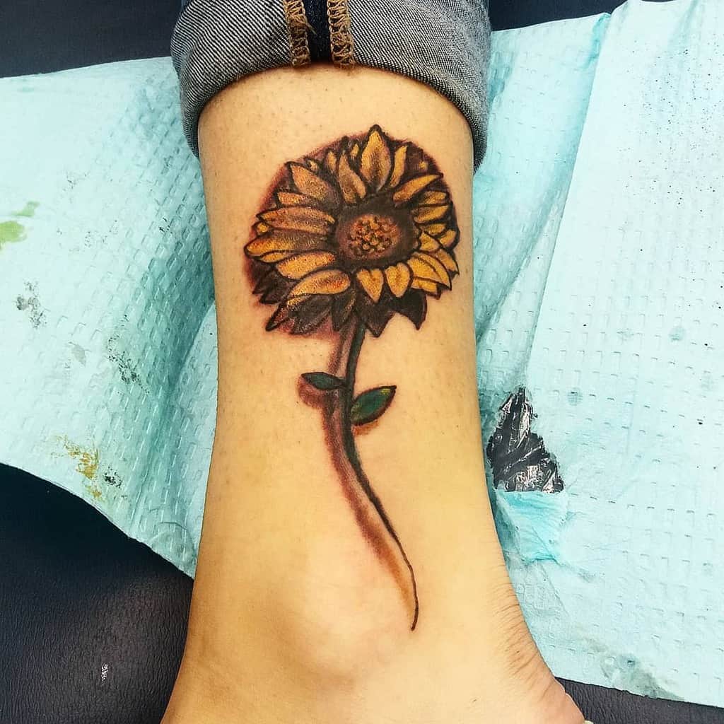 Top 57 Best Small Sunflower Tattoo Ideas - [2021 Inspiration Guide]