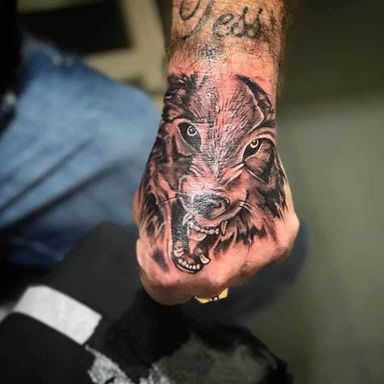 Awesome Wolf Tattoo Ideas for Men and Women