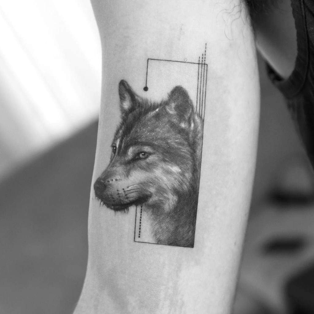 Small Wolf Realistic Tattoo tingting_tattoo