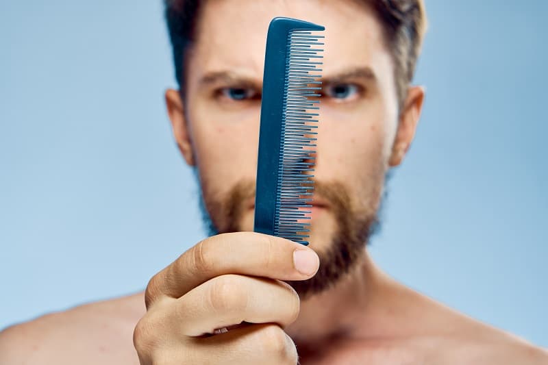 Stop-Using-the-Comb-Hair-Tips-For-Men
