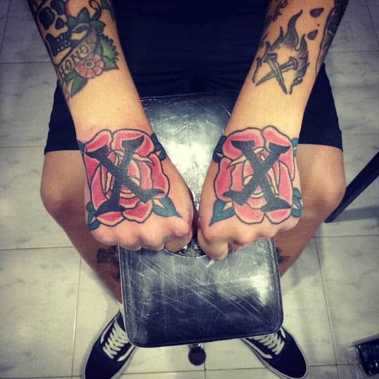 Straight Edge Hand Tattoo Sangrado Corazon