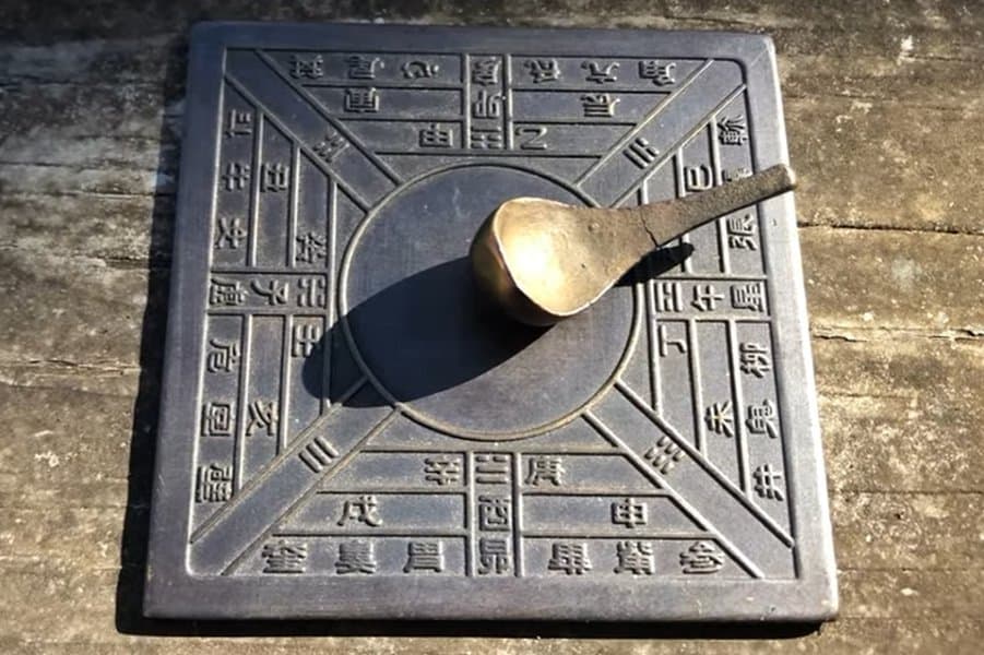 The Ancient Chinese Compass