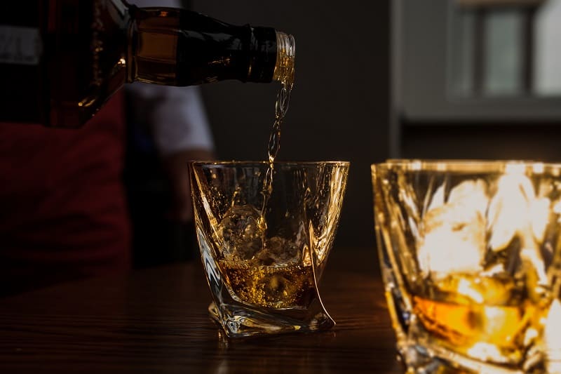 The 10 Best Tennessee Whiskey Brands to Try in 2022